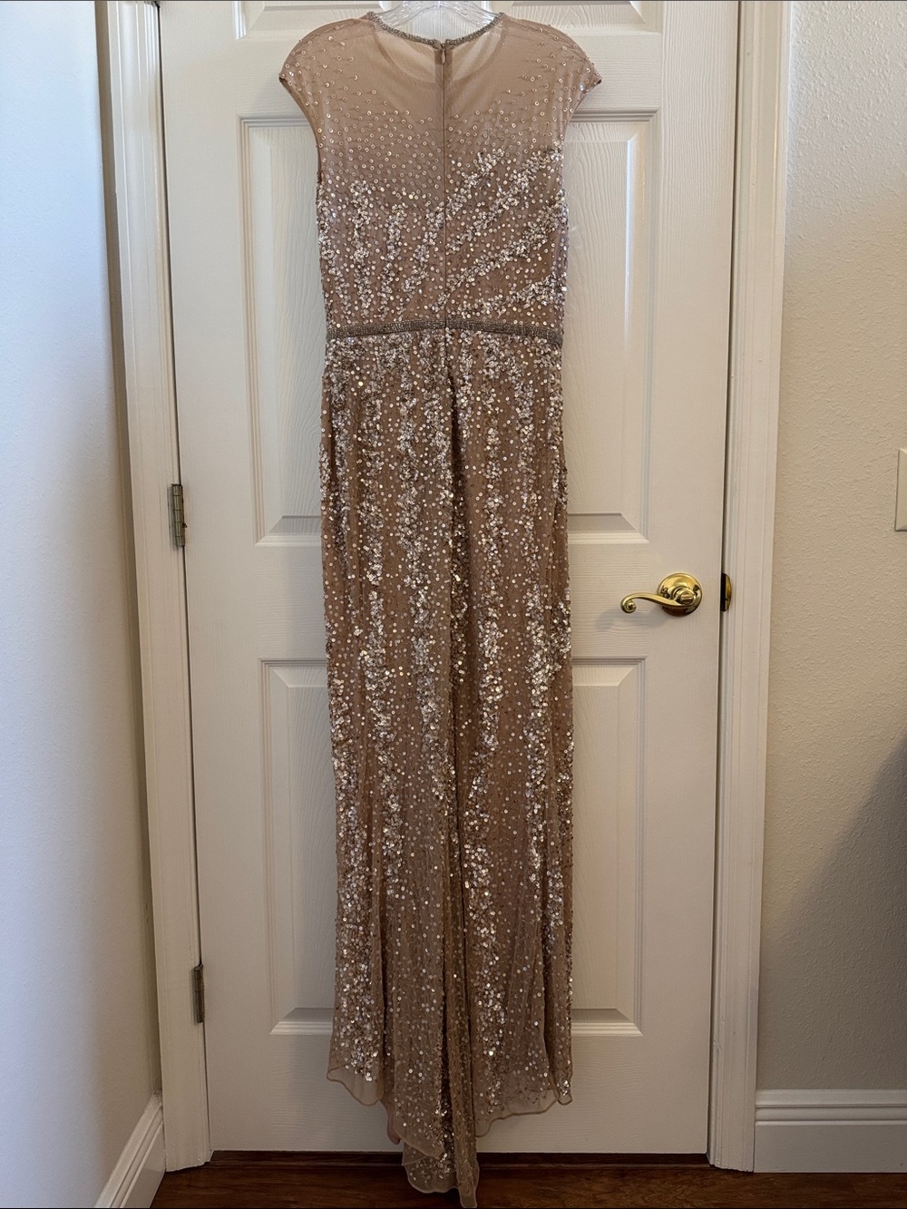 Mac Duggal 5619 Beige Embellished Illusion High Neck Cap Sleeve Gown Size 8 NWT - Picture 5 of 11